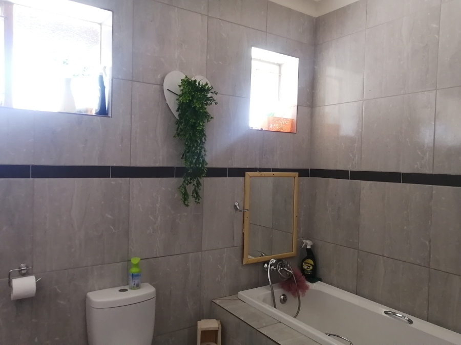 3 Bedroom Property for Sale in Stilfontein Ext 3 North West